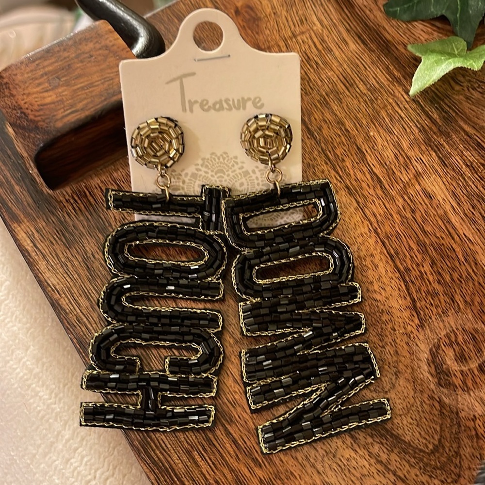Seed Bead Post Back Earrings • TOUCH DOWN
